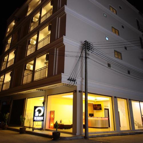 Sharaya Patong Hotel Exteriör bild