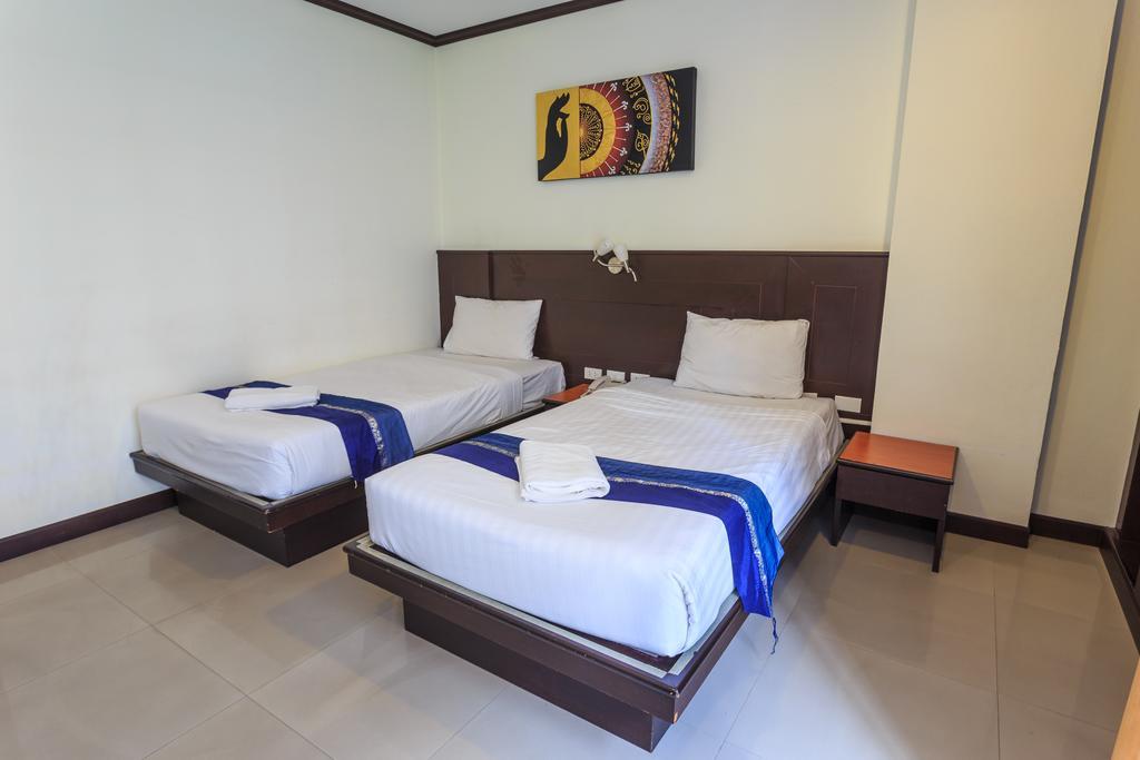 Sharaya Patong Hotel Exteriör bild