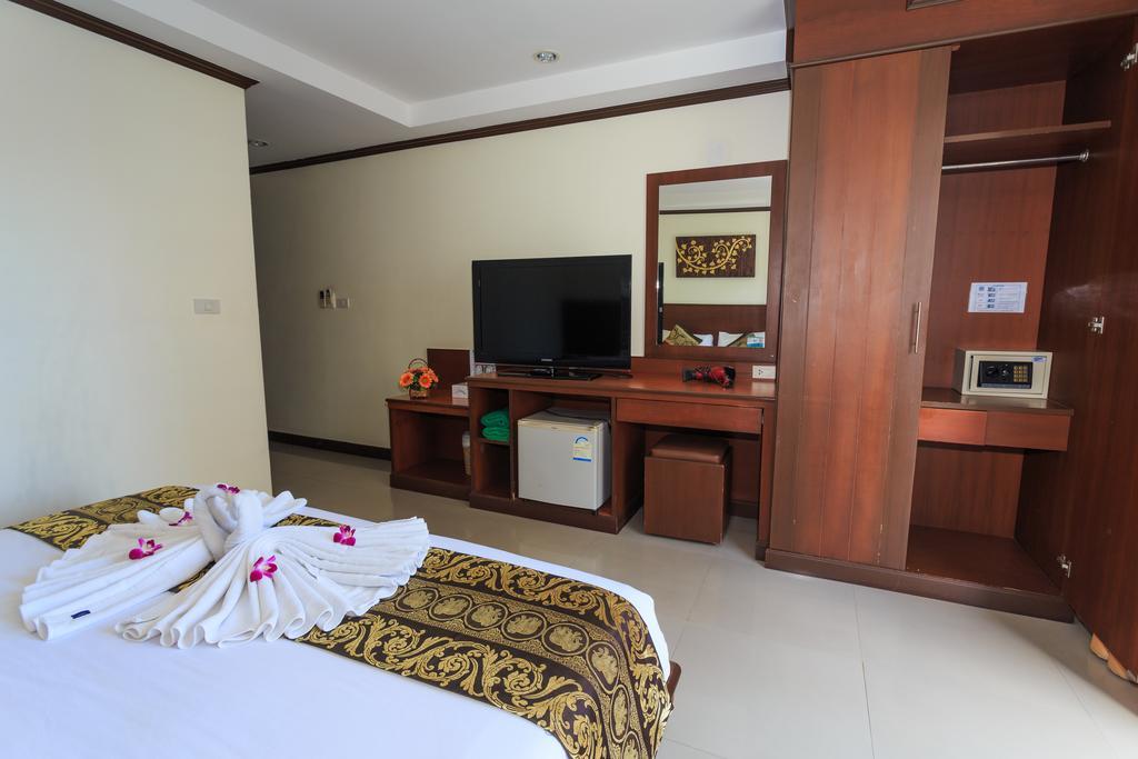 Sharaya Patong Hotel Exteriör bild