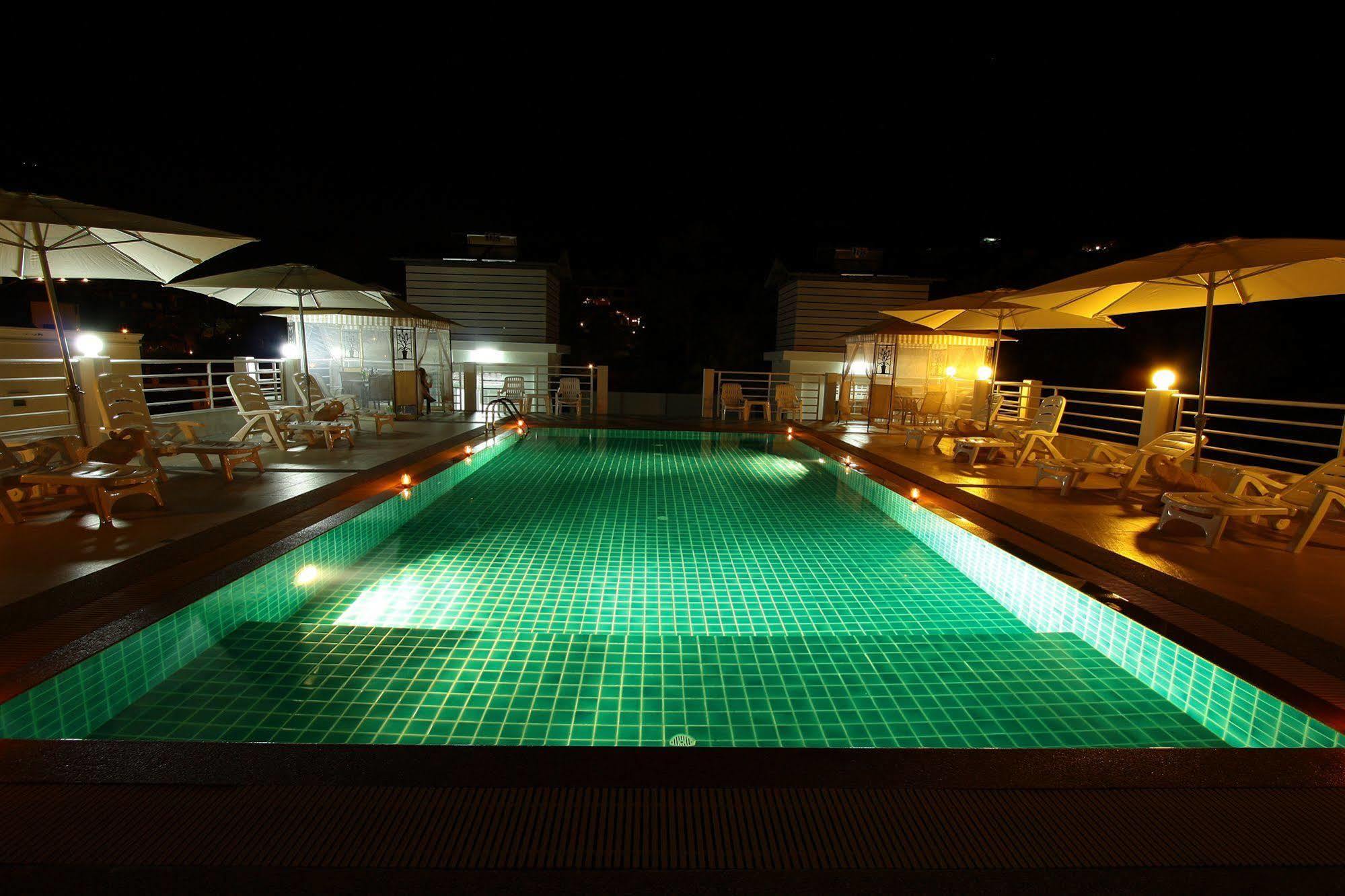 Sharaya Patong Hotel Exteriör bild